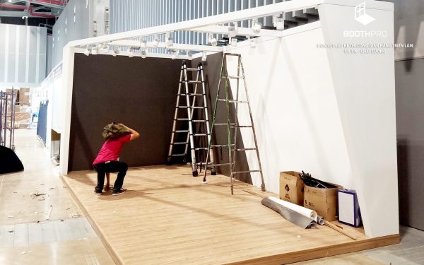 Lắp ráp booth chương trình: Bước đột phá để tạo nên không gian độc đáo